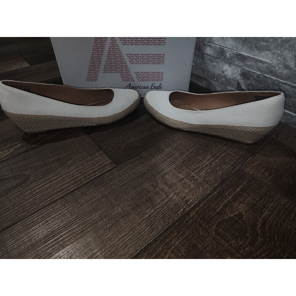 NEW American Eagle Heels Womens 7.5  ELLA White Pump Slip On 166704 White Fabric - Picture 3 of 9